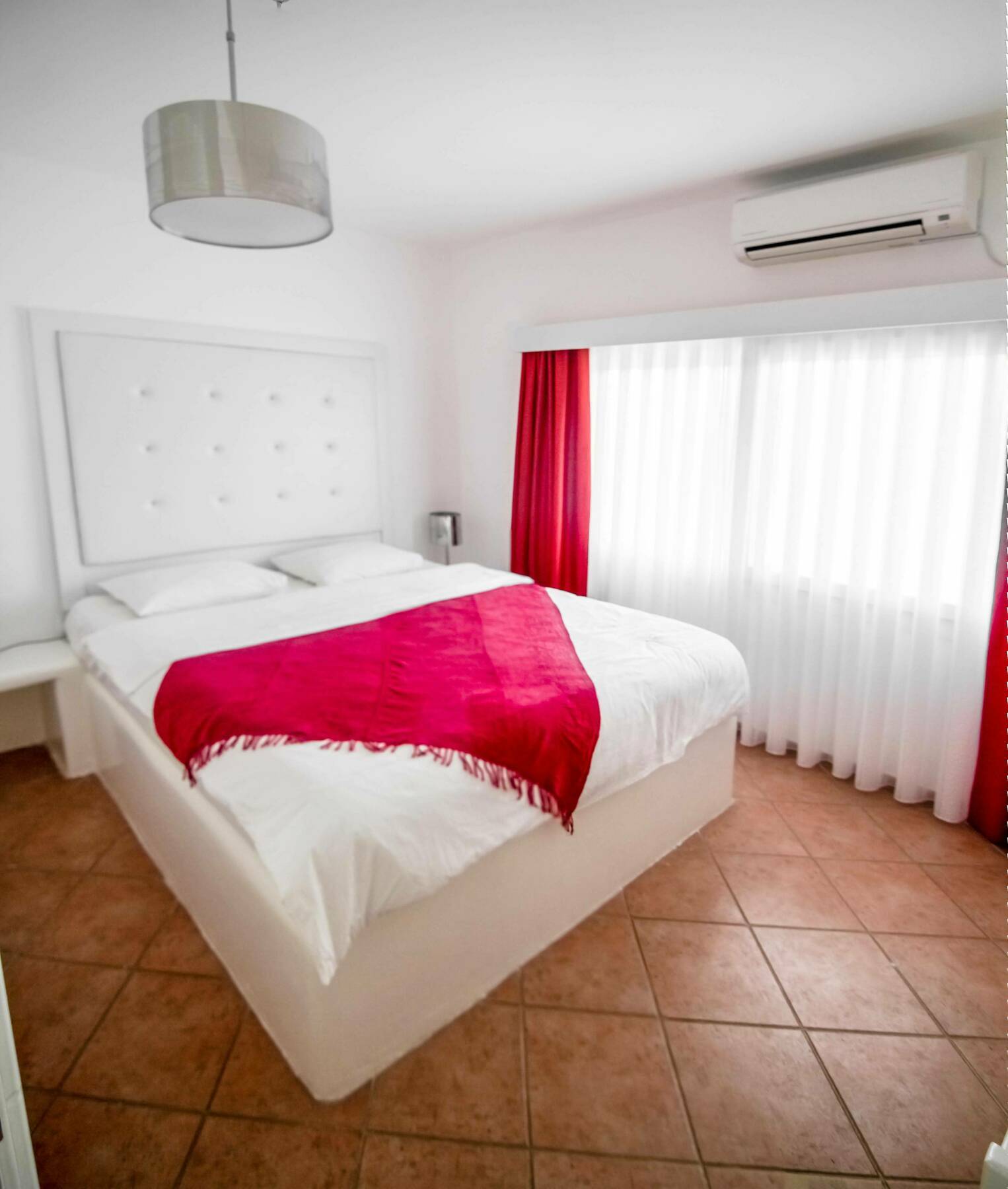 The Pine Bay Club Hotell Kyrenia  Exteriör bild